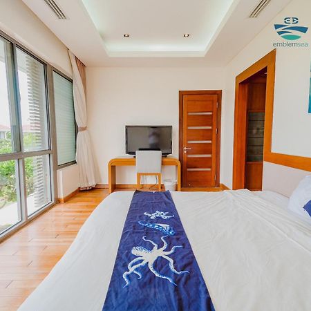 Emblem Sea 4 Bedroom Villas ดานัง ภายนอก รูปภาพ