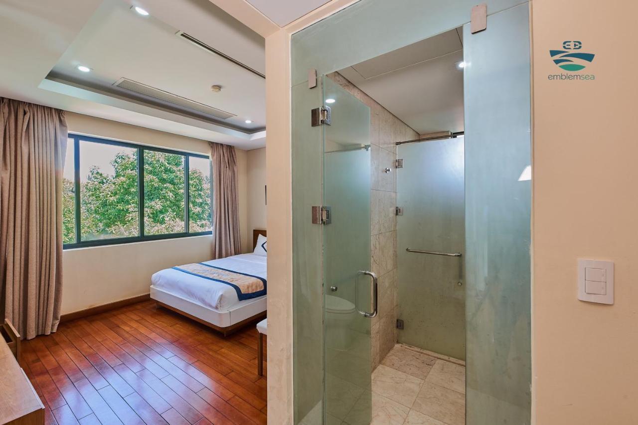 Emblem Sea 4 Bedroom Villas ดานัง ภายนอก รูปภาพ