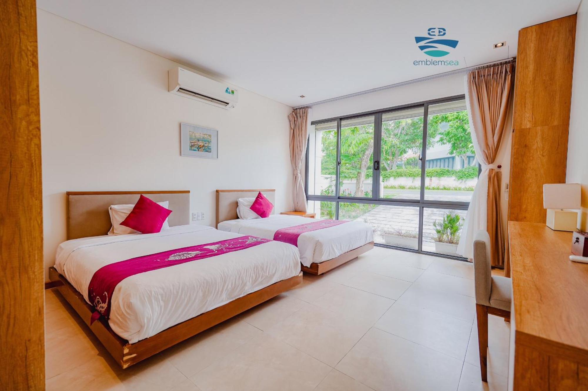 Emblem Sea 4 Bedroom Villas ดานัง ภายนอก รูปภาพ